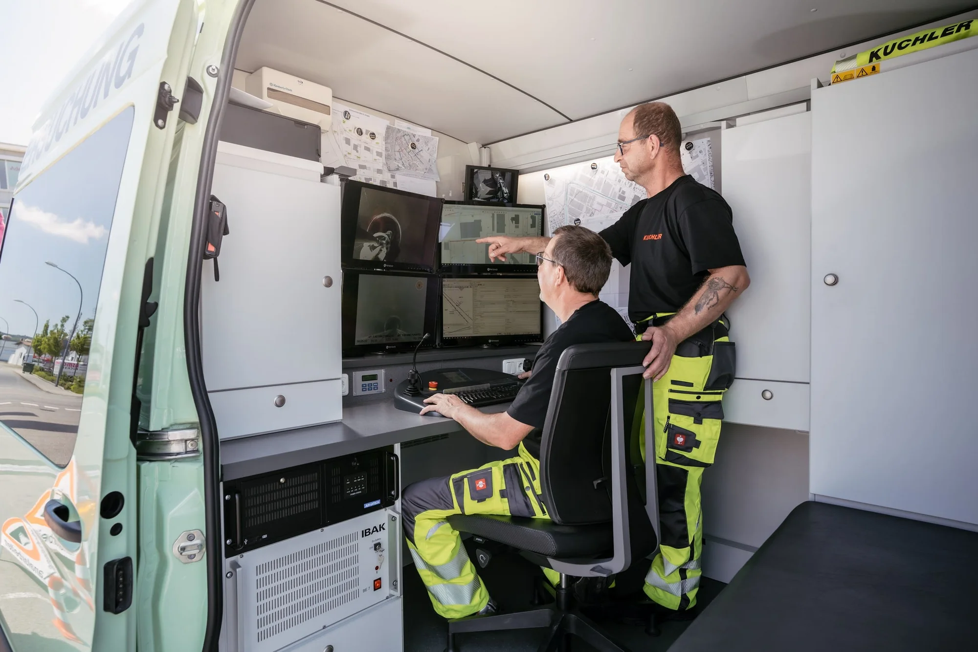 Kanalreinigung mit professioneller Ausrüstung in Falkenberg